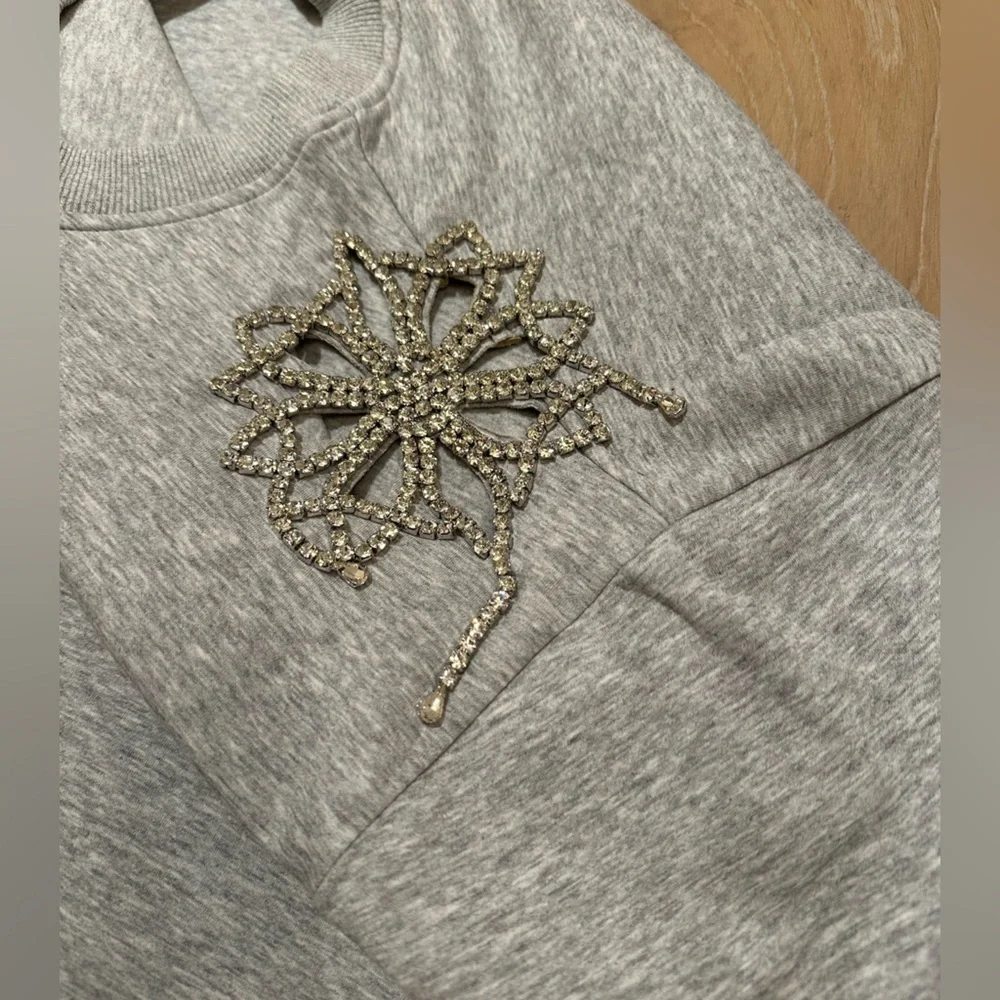 Carbon38 Rhinestone cut out Gray Sweatshirt with Embellished Shoulder - Picture 10 of 16